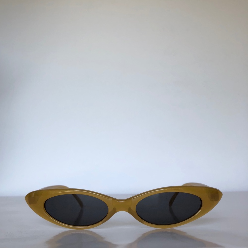 Small Frame Oval Sunglasses